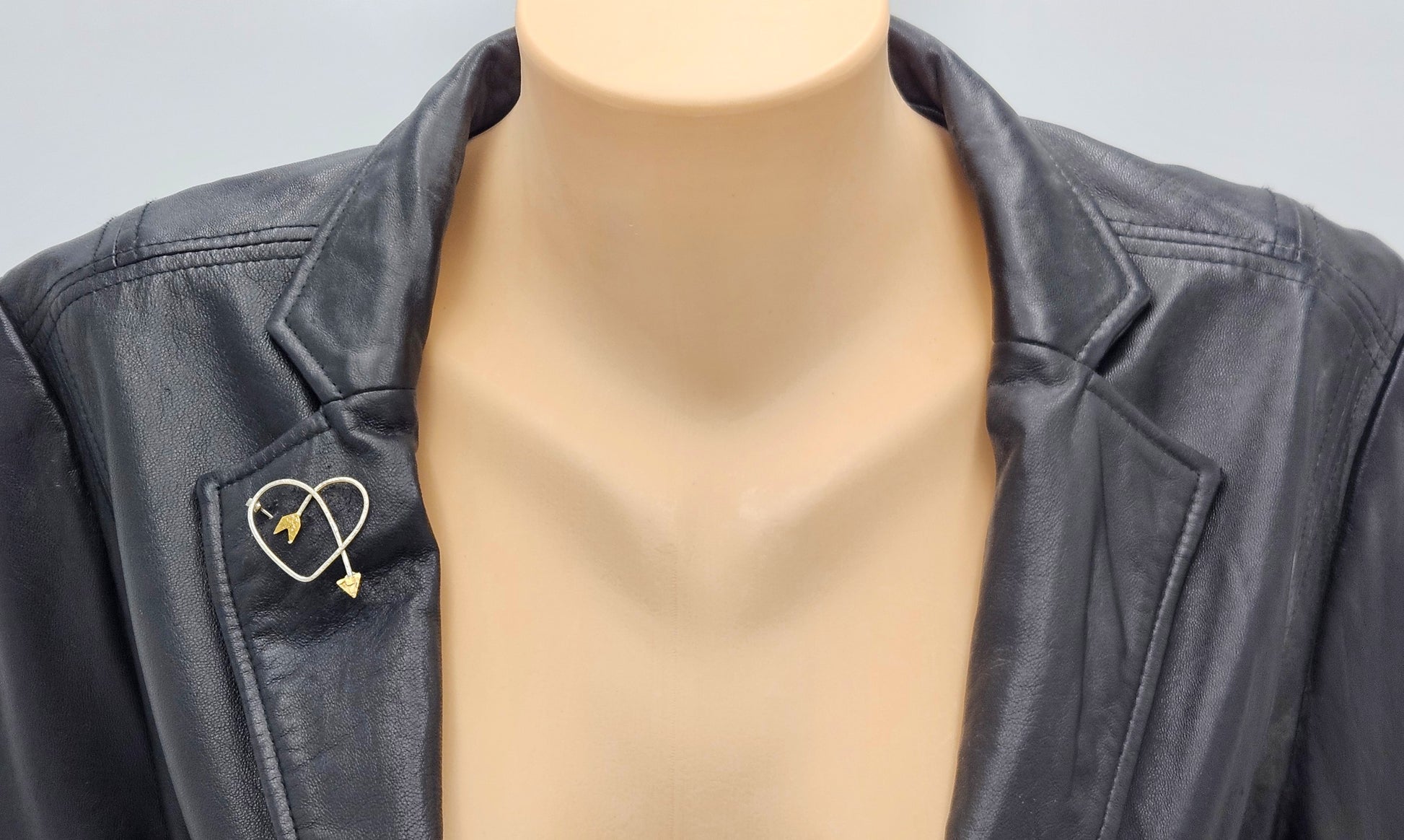 Superb Designer Sydney Lynch Sterling & 22k Gold Heart Shaped Arrow Brooch, silver, multicolor, sterling silver - image 2 of 8