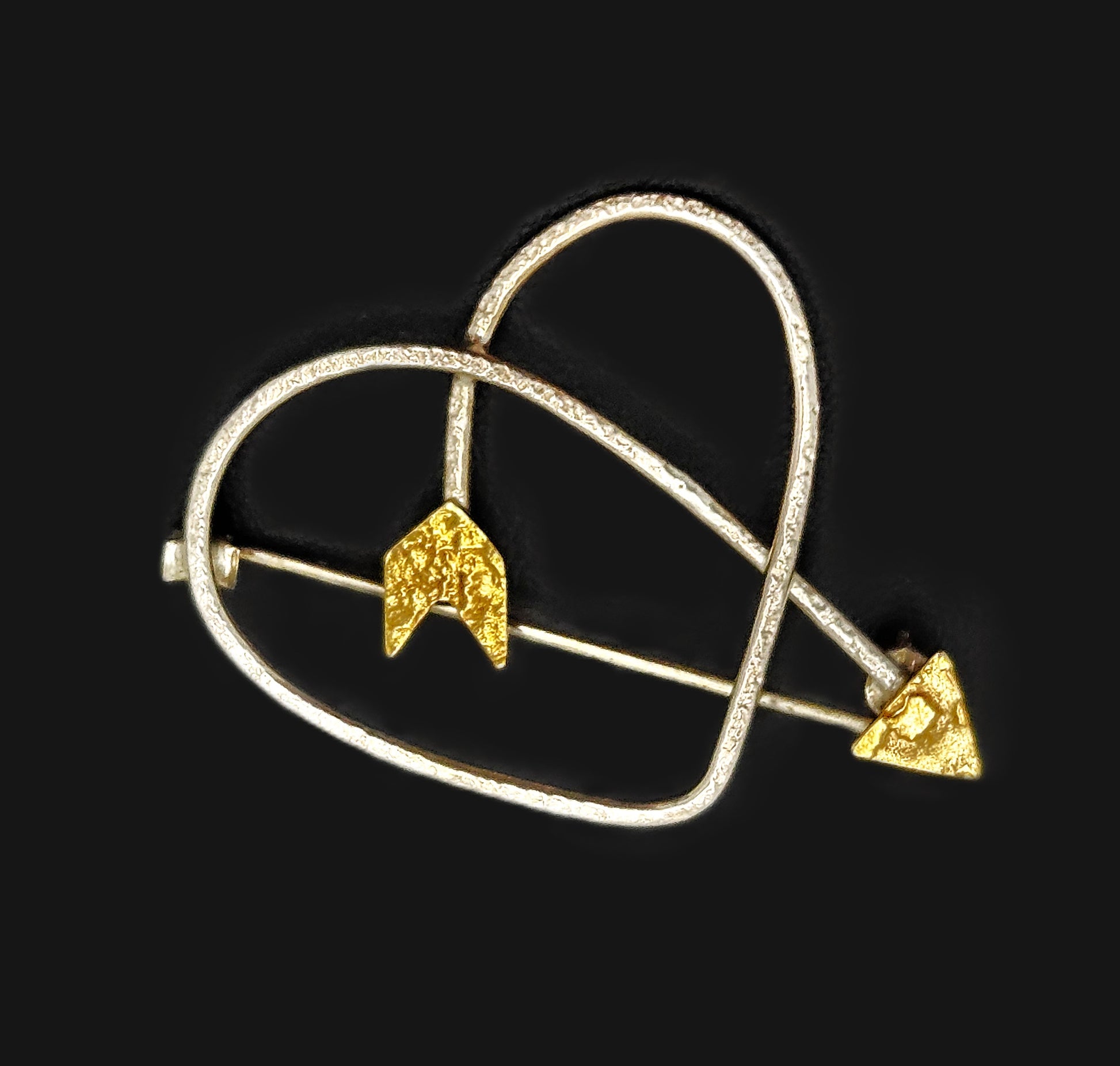 Superb Designer Sydney Lynch Sterling & 22k Gold Heart Shaped Arrow Brooch, silver, multicolor, sterling silver - image 1 of 8