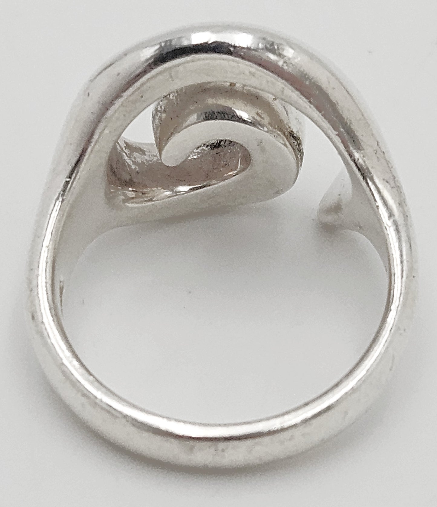 RLM Robert Lee Morris Sterling Silver Modernist Swirl Cocktail Ring Circa 1980s - image 7 of 8