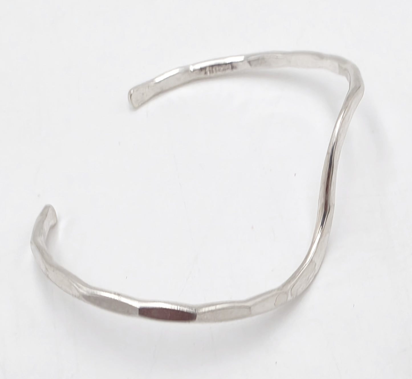 Iconic Designer Stinn Sterling Abstract Modernist Hammered Cuff Rare 1980s