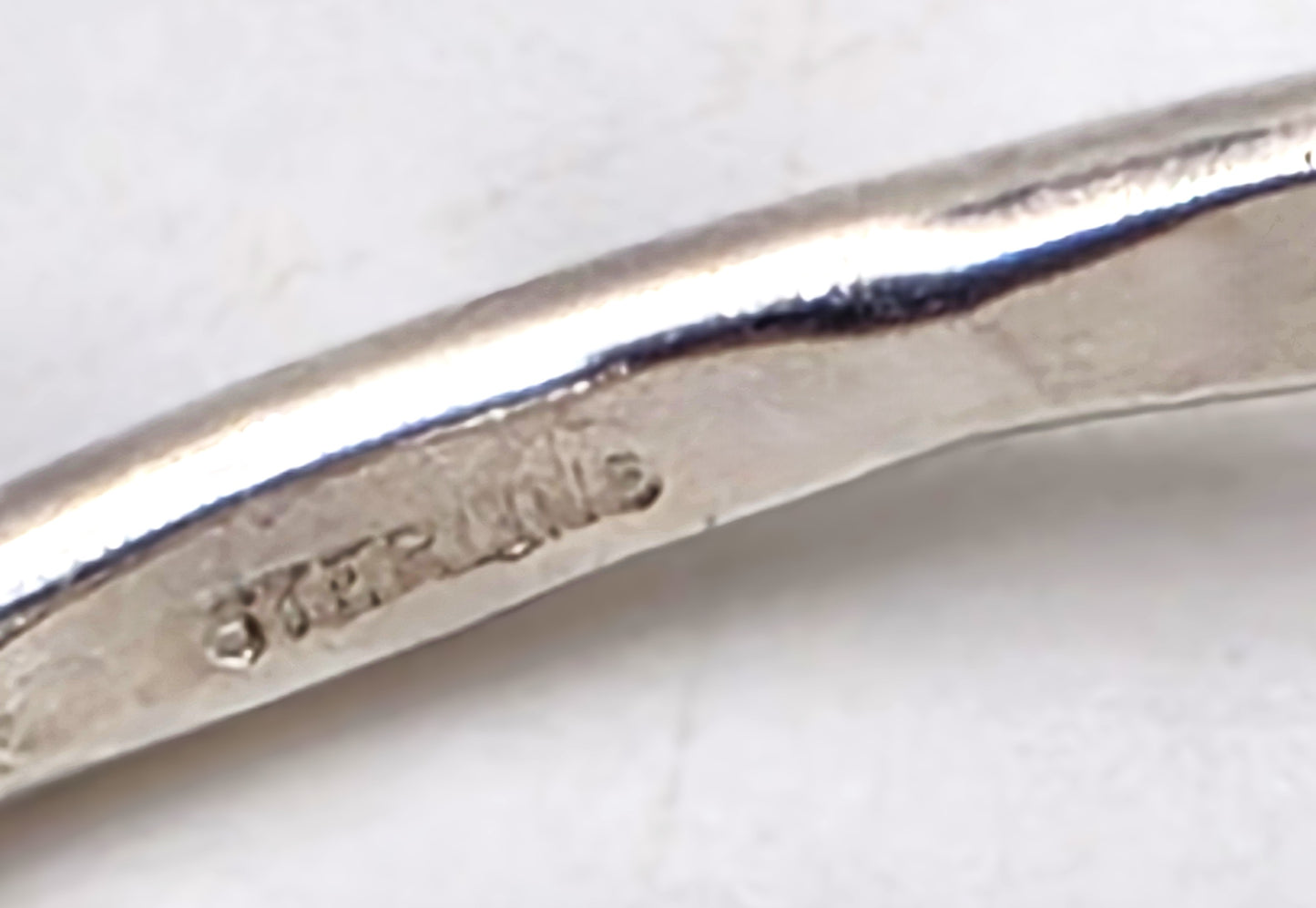 Iconic Designer Stinn Sterling Abstract Modernist Hammered Cuff Rare 1980s