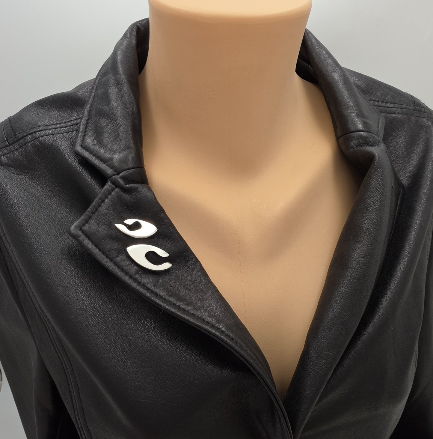 Ikonisk amerikansk designer Phyllis Sklar brutalistisk dryppende klippe sterlingbroche SJÆLDEN 50/60'er