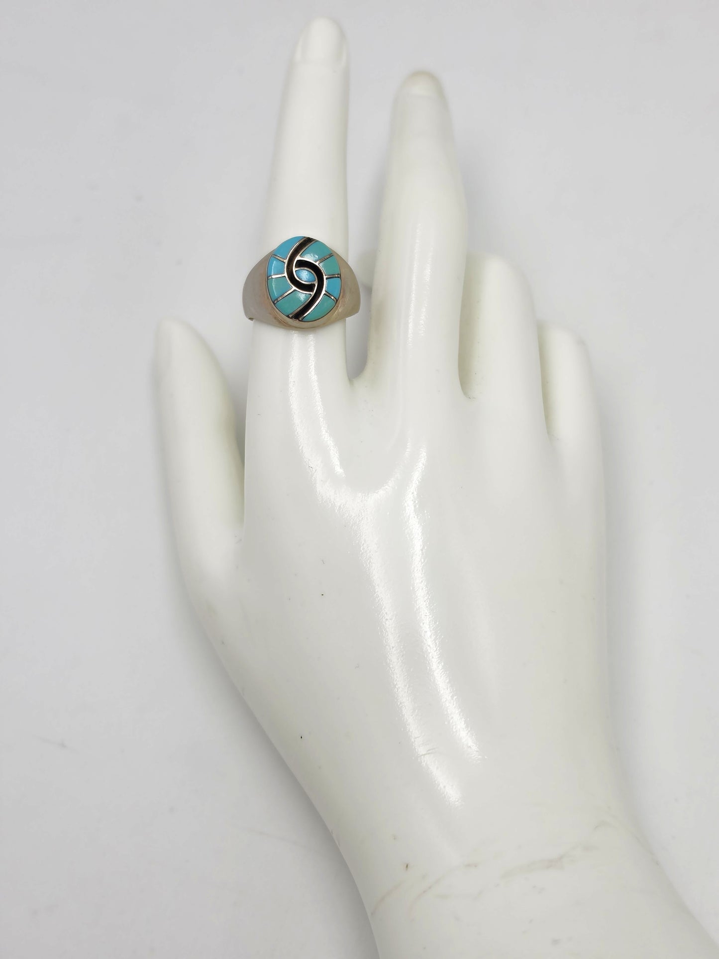 Superb Zuni Amy Quandelacy Sterling Turquoise Inlay Hummingbird Ring C. 1980s