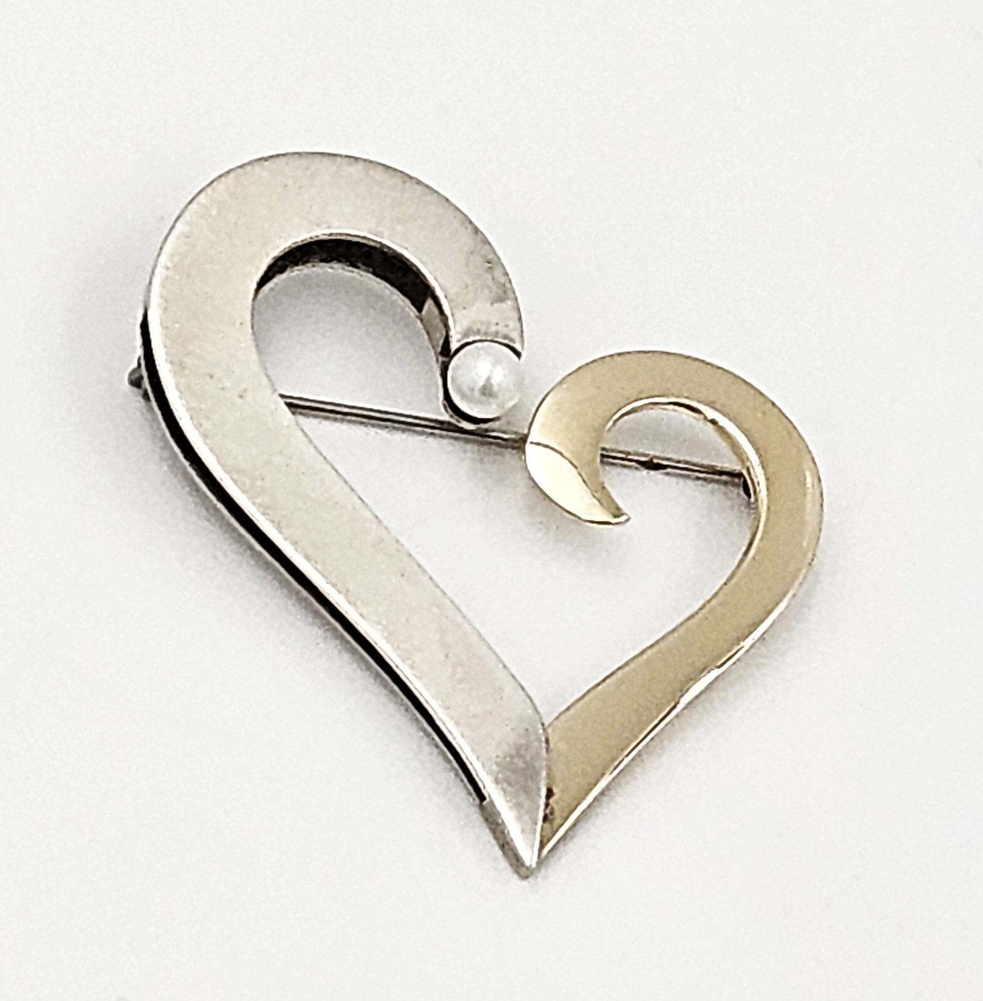 B Levy Jewelry Superb Artisan Signed B Levy Sterling 14k Gold & Pearl Modernist Heart Brooch