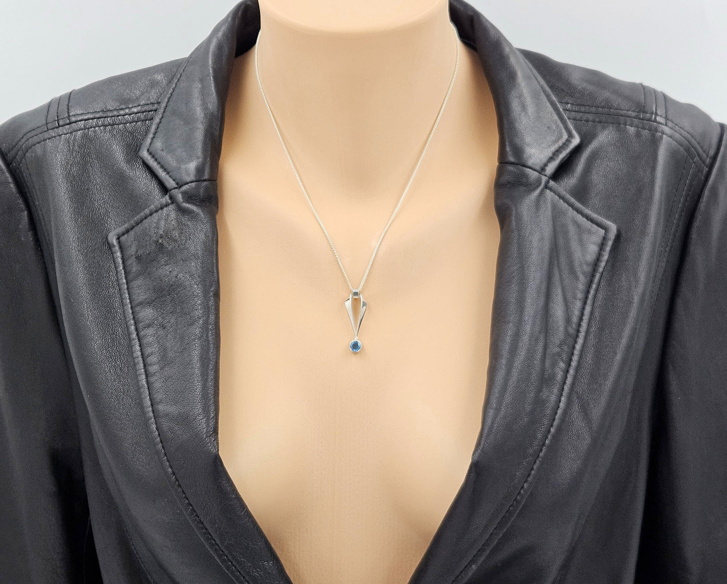 Ed Levin Jewelry Retired Ed Levin Sterling Silver & Blue Topaz Modernist Pendant Necklace 1990s