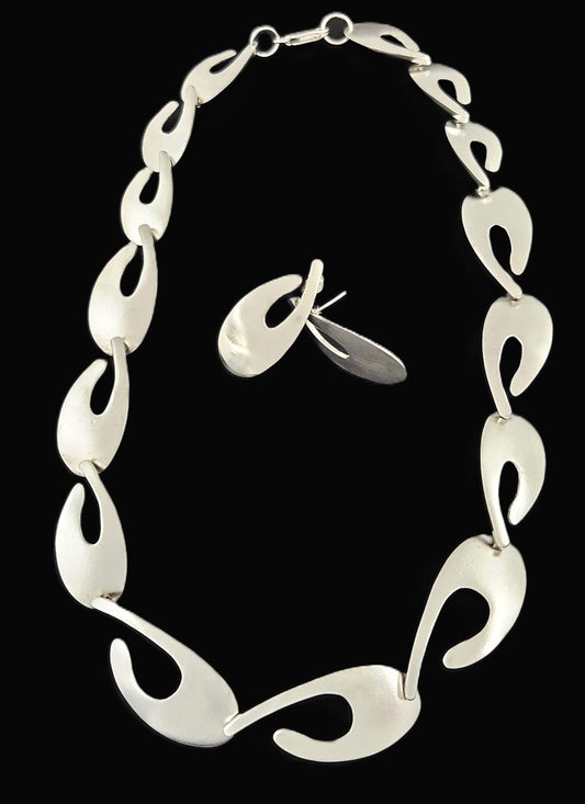 Kathy Lynn Mayeda Jewelry Designer Kathy Lynn Mayeda Modernist Sterling Links Necklace & Earrings 1980s