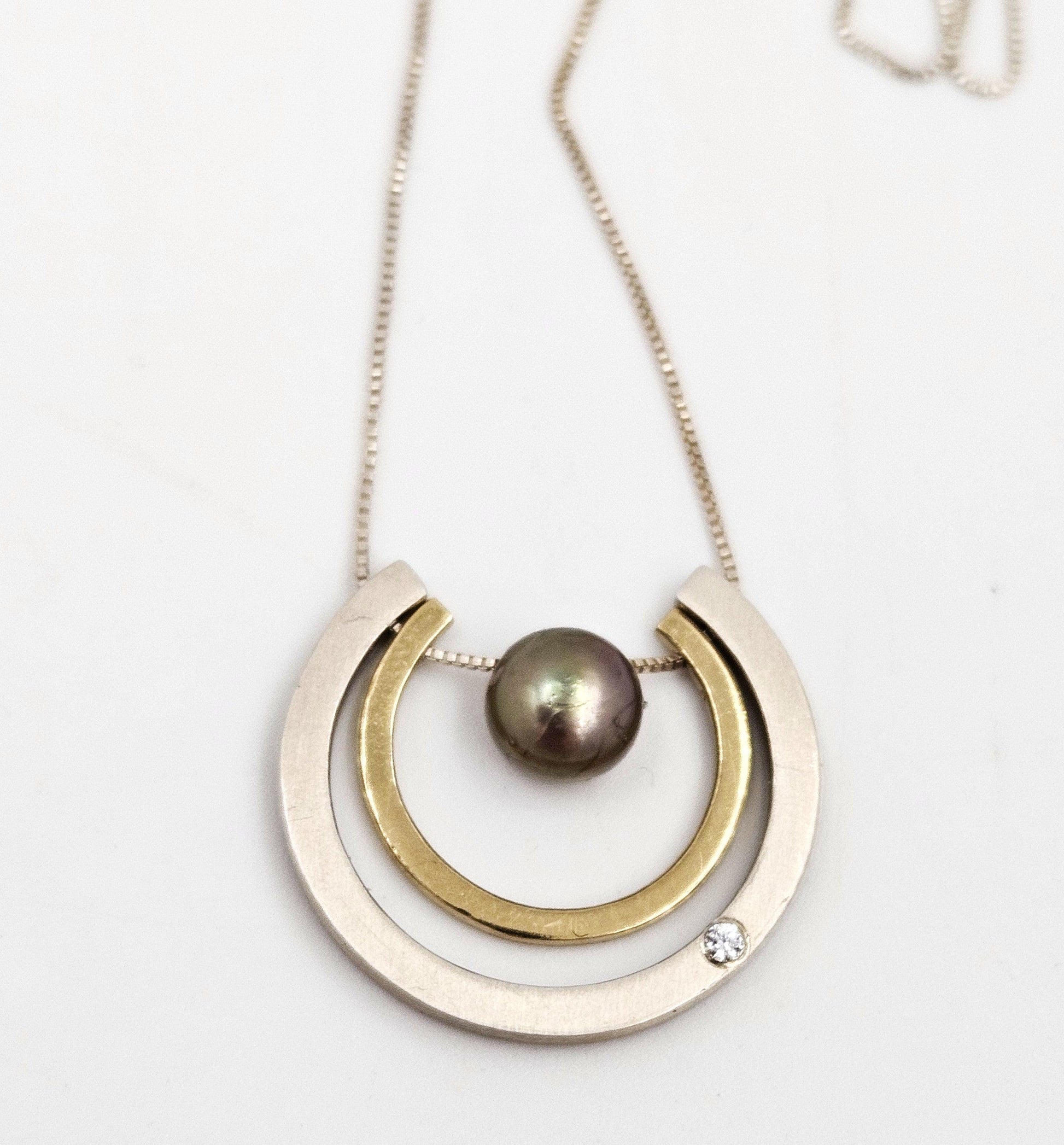 PM Jewelry Designer Signed 925 10K Silver Diamond & Pearl Pendant Necklace