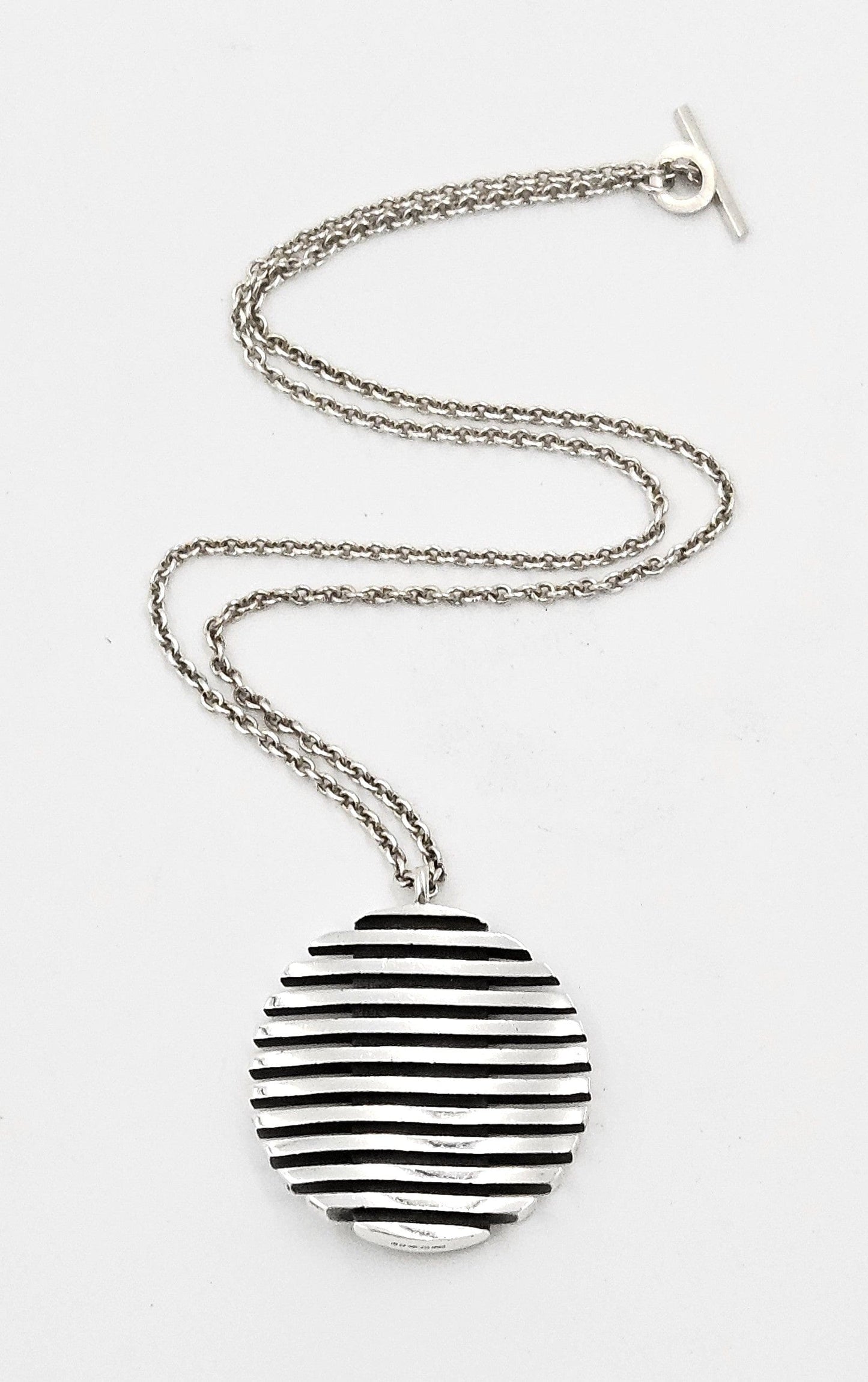 SH London Jewelry Abstract Modernist Sterling Pendant Necklace London 1971 SH