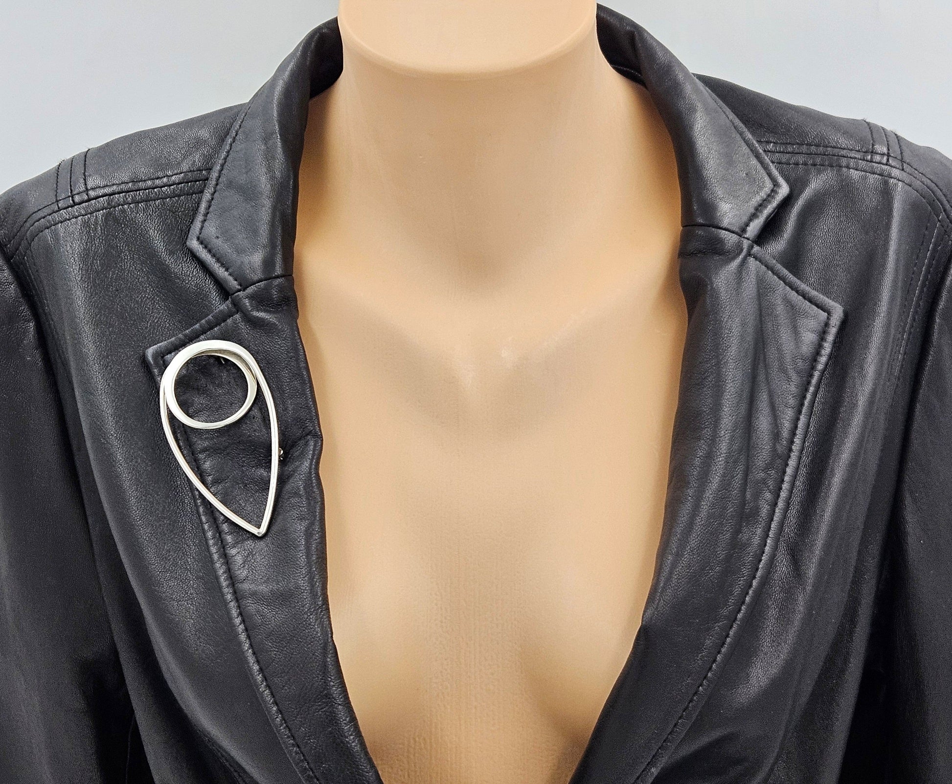 Taxco Sterling Artisan Brooch Jewelry 925 Silver Abstract Mod Brooch XL Mexico 3D Oval Shaped Brooch