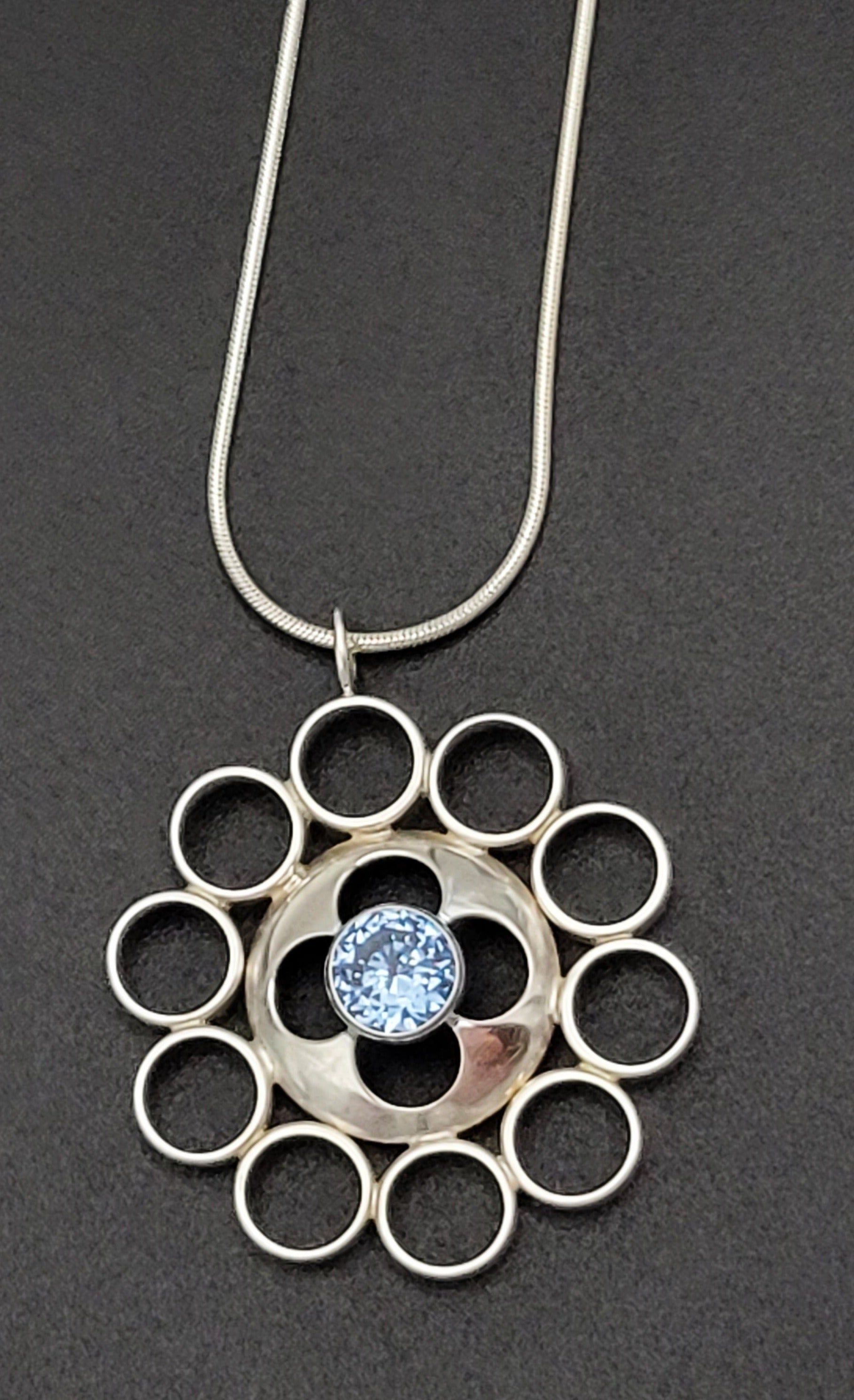 Kultateollisuus Ky Jewelry Vintage Jorma Laine Kultateollisuus Ky Sterling Blue Topaz Modernist Necklace