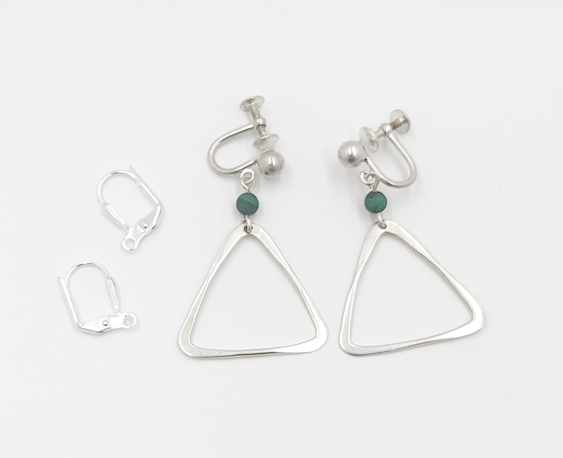 Masterson Jewelry Vintage Screwback Masterson Sterling and Green Malachite Triangle Drop Earrings